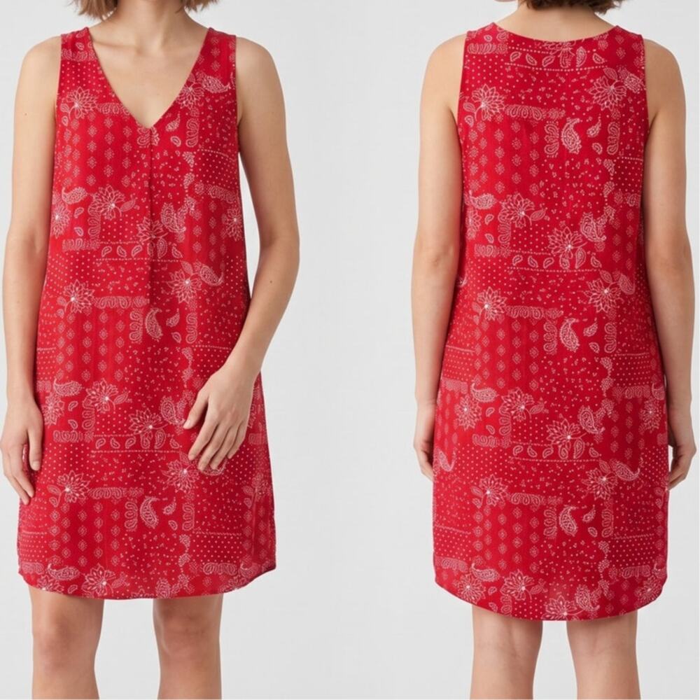 Secret Treasures Large 12-14 Red Sleeveless Nightshirt